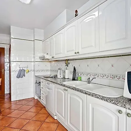 Sleeps 4 With Pool And Air Con * Vilamoura